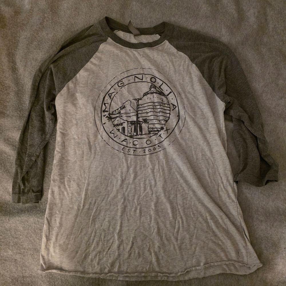 Magnolia Market Waco TX Baseball Shirt Women's Medium Gray Raglan Graphic Tee‎